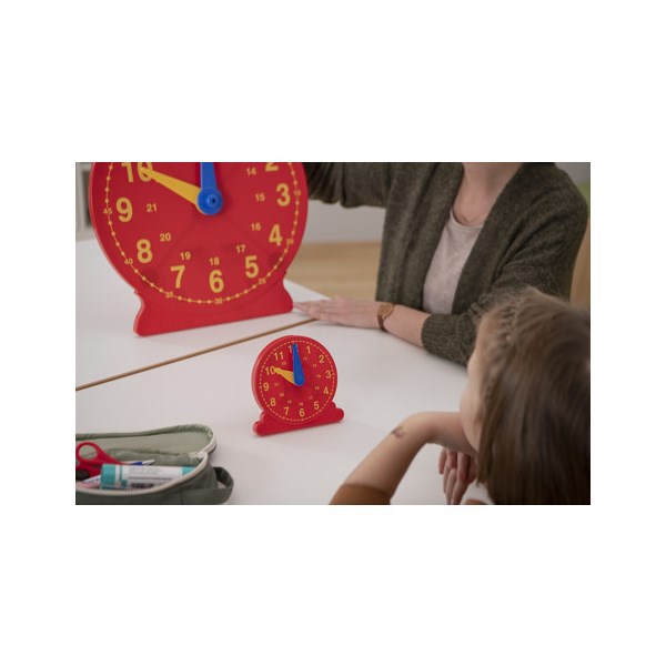 Klassensatz mit 25 Schüleruhren und 1 Lehreruhr