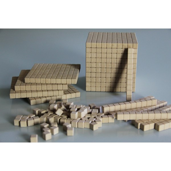RE-WOOD® Zehnersystemsatz, 121 Teile, in Stapelbox